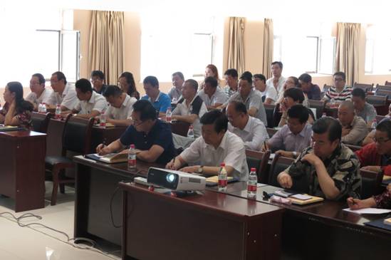 加強(qiáng)業(yè)務(wù)培訓(xùn)，提升工作能力